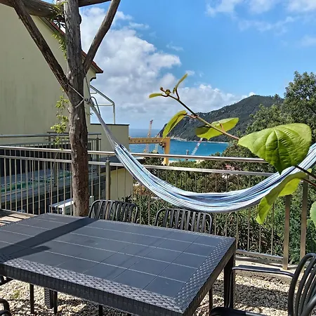 Leccino Con Piscina - Riva Trigoso * Sestri Levante