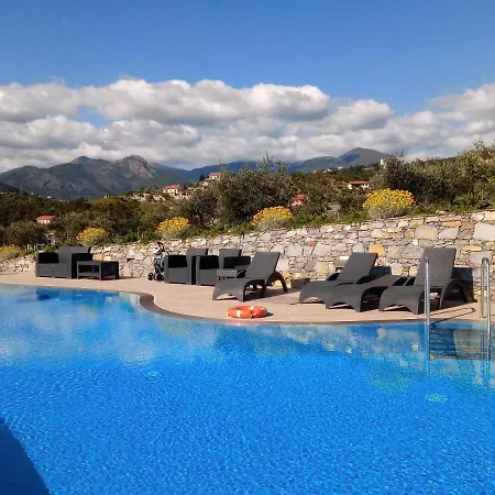 Leccino Con Piscina - Riva Trigoso * Sestri Levante